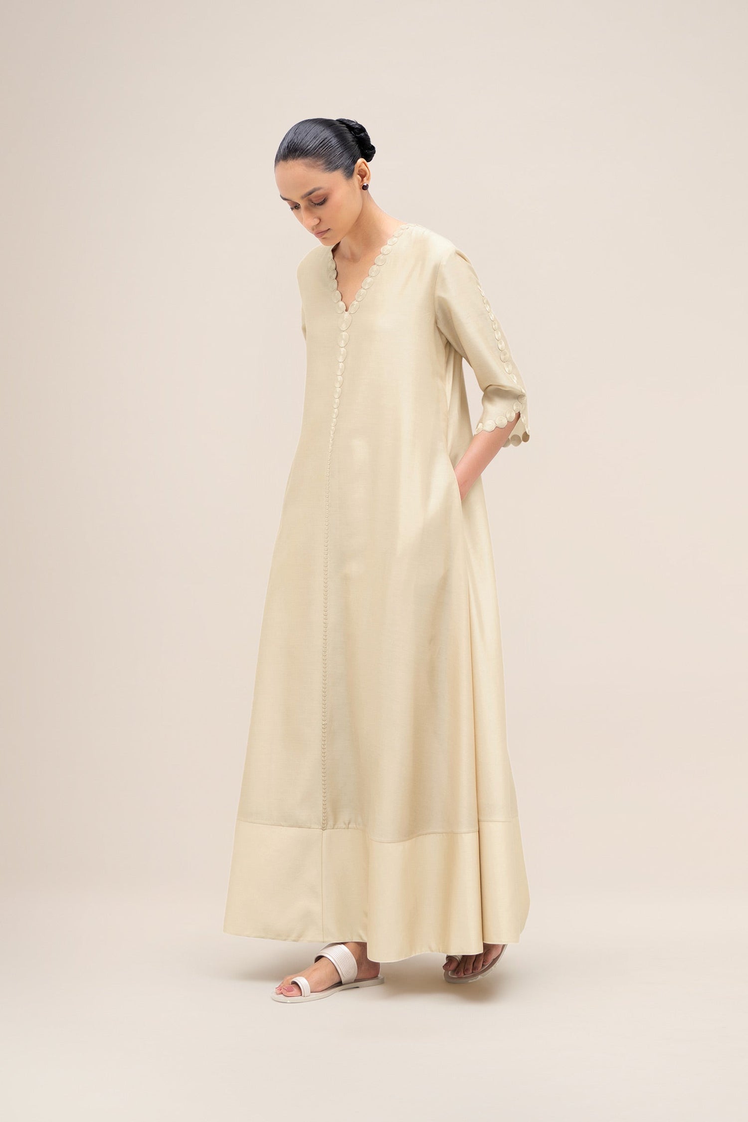  Chanderi Naghma Kurta Set – Beige
