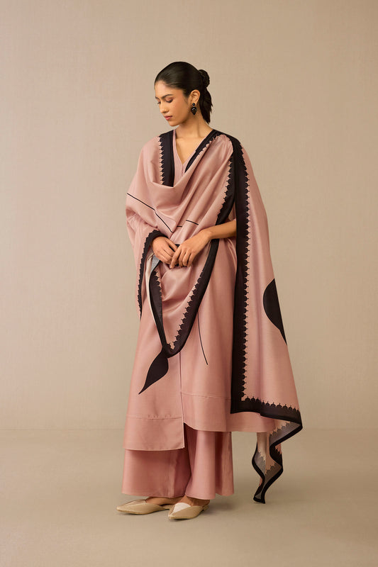 Chanderi Dilruba Kurta Set – Pink