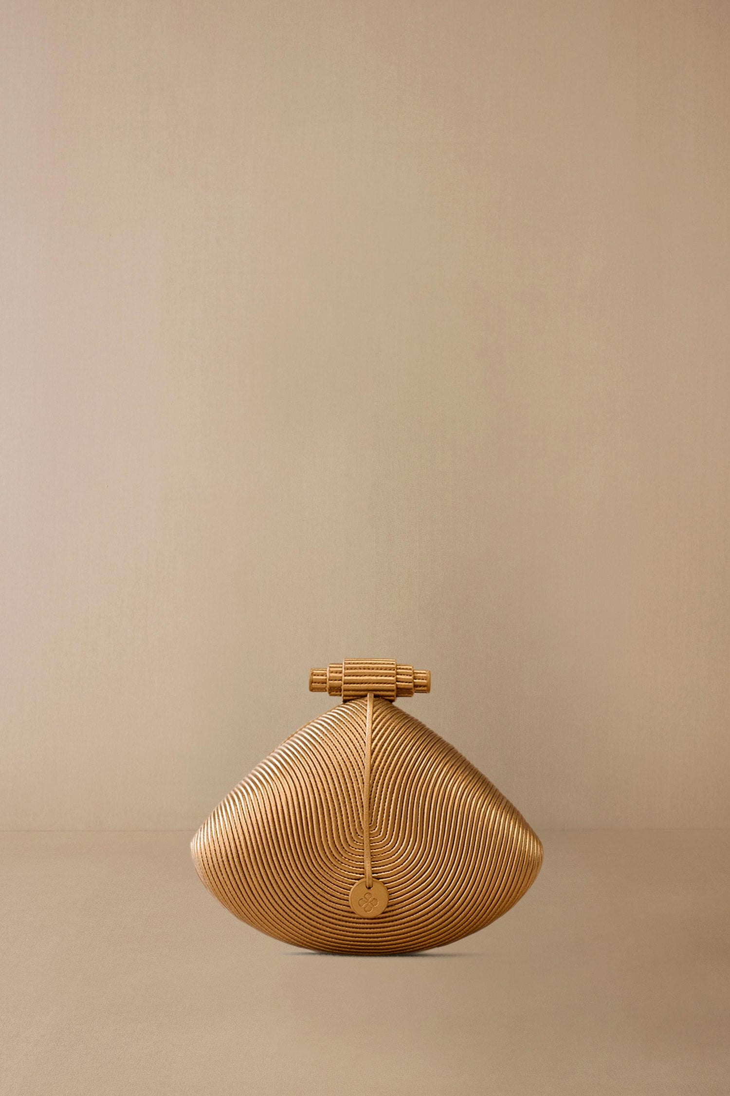  Faux Leather Iyana Clutch – Metallics