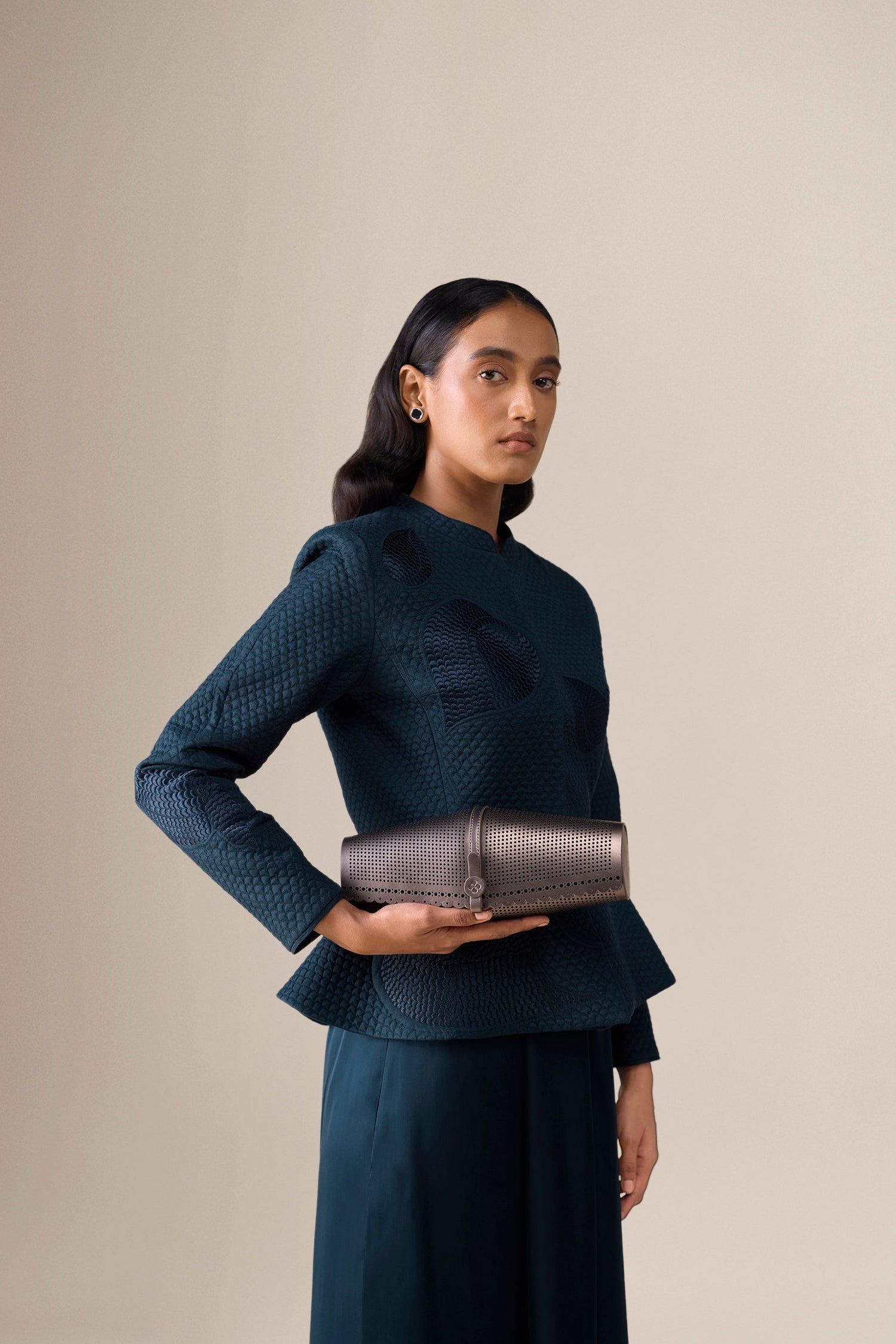  Silk Valla Jacket Set – Black