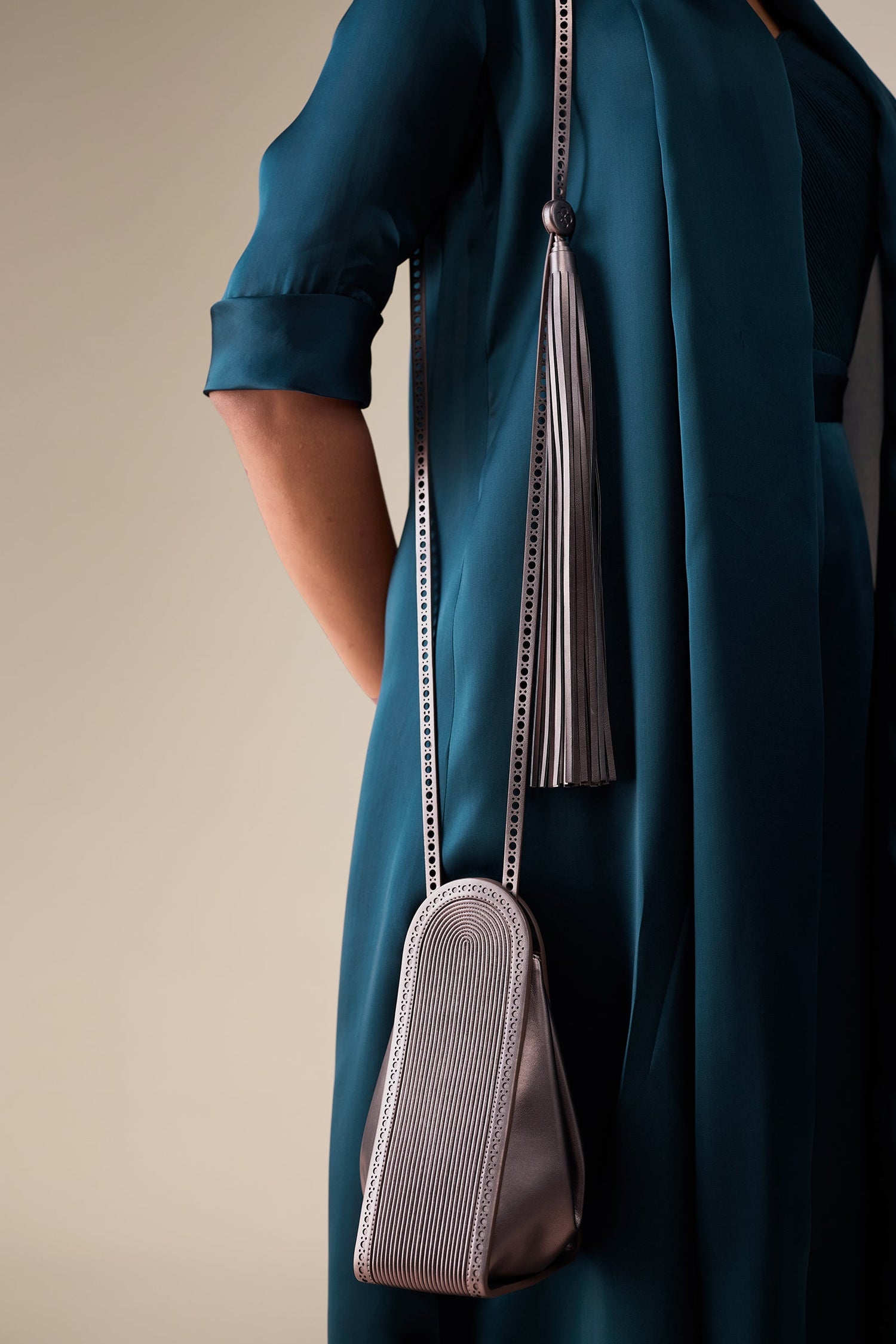  Organza  Elsa Throw Set – Black