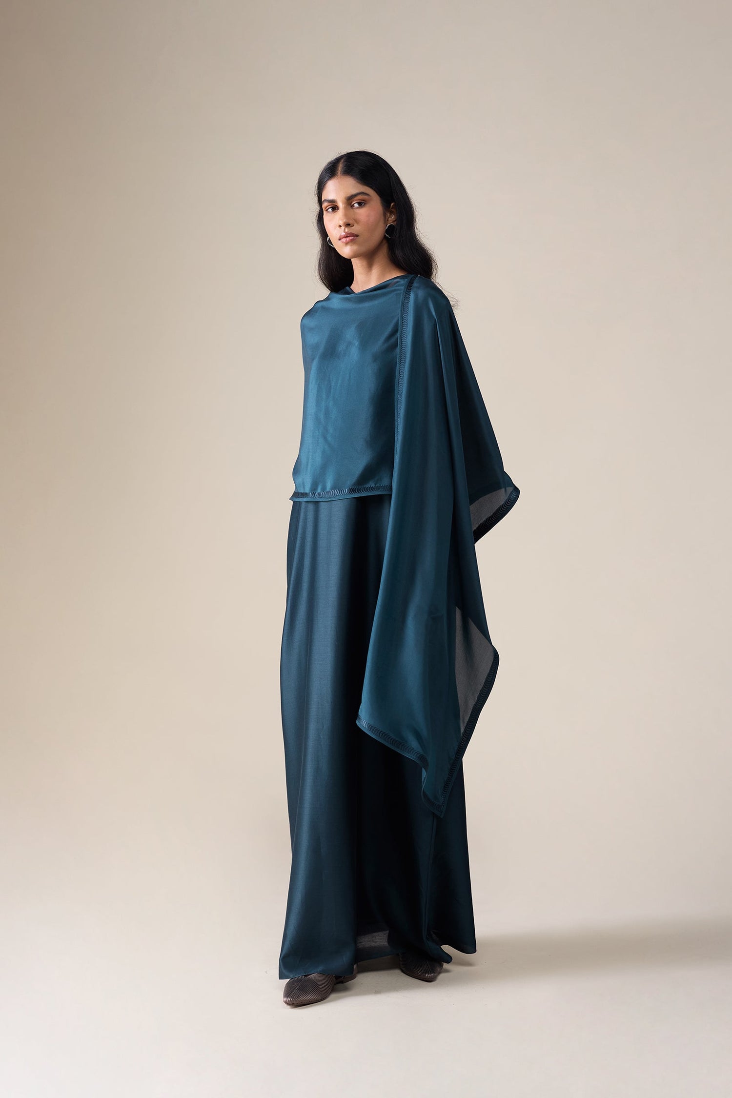  Silk Ivelle Scarf – Black