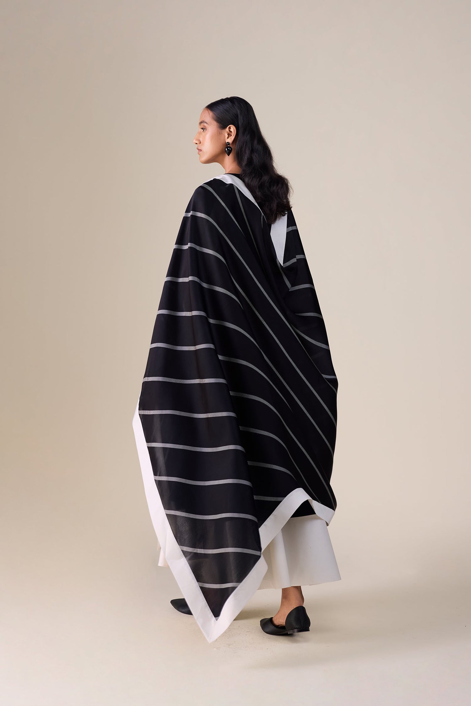   Organza Afeesa Kurta Set – Red