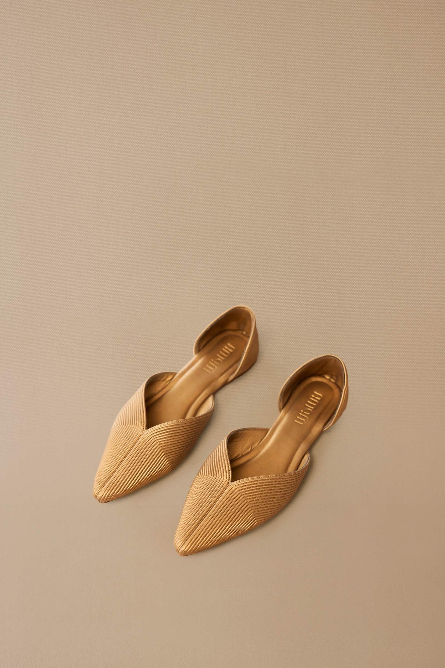  Faux Leather Zahra Point-toe Flats – Metallics