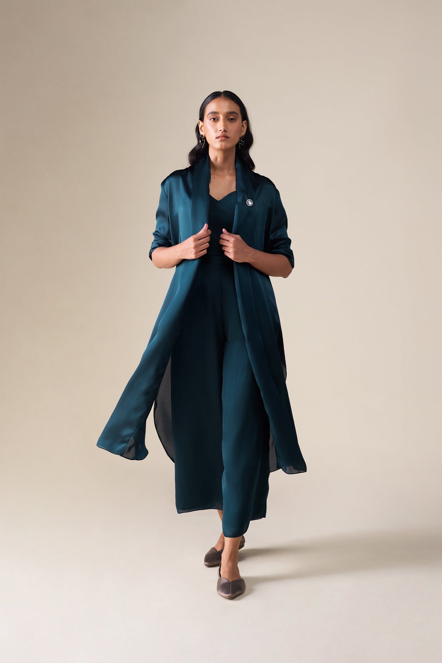  Organza  Elsa Throw Set – Black