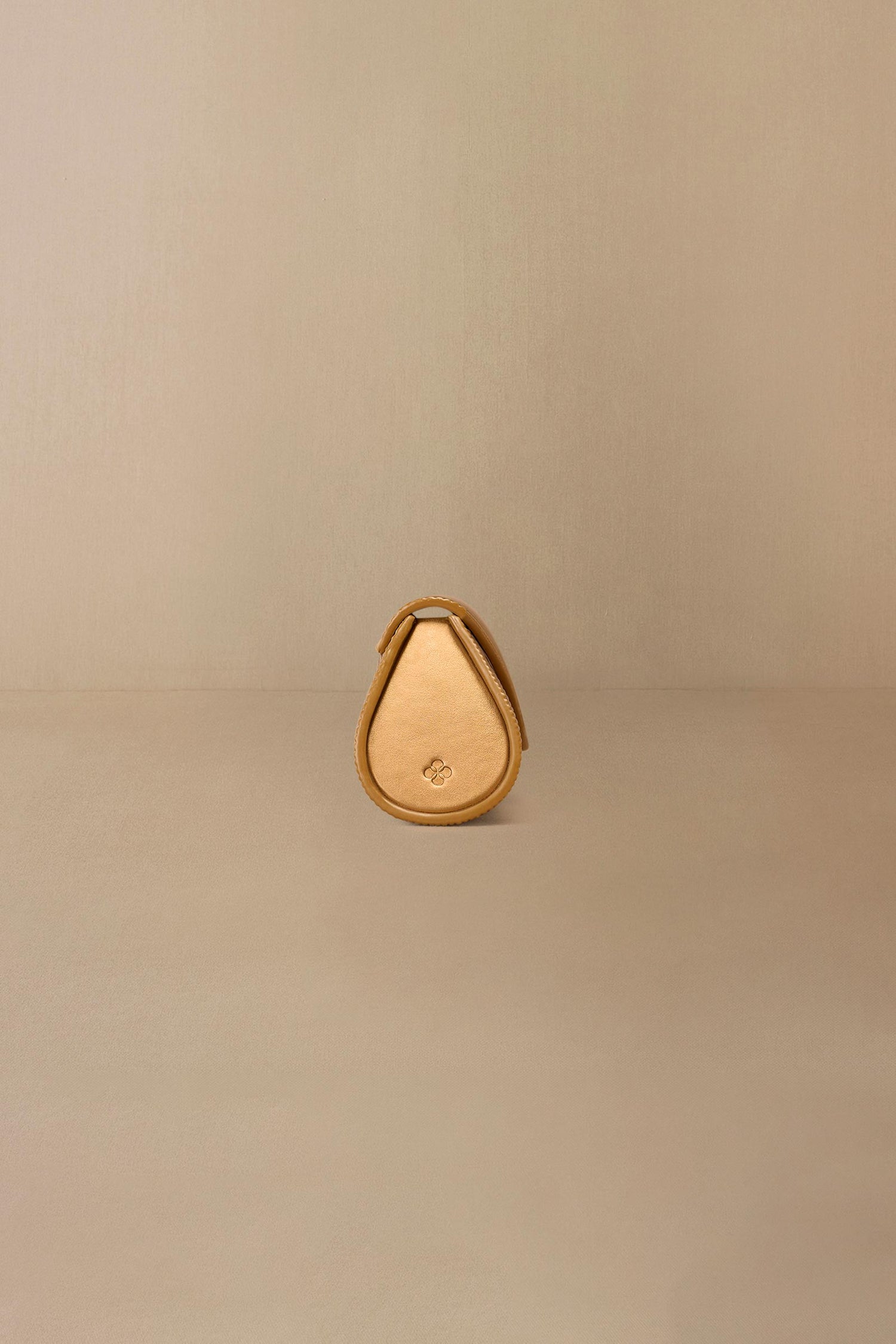  Faux Leather Reba Clutch – Metallics