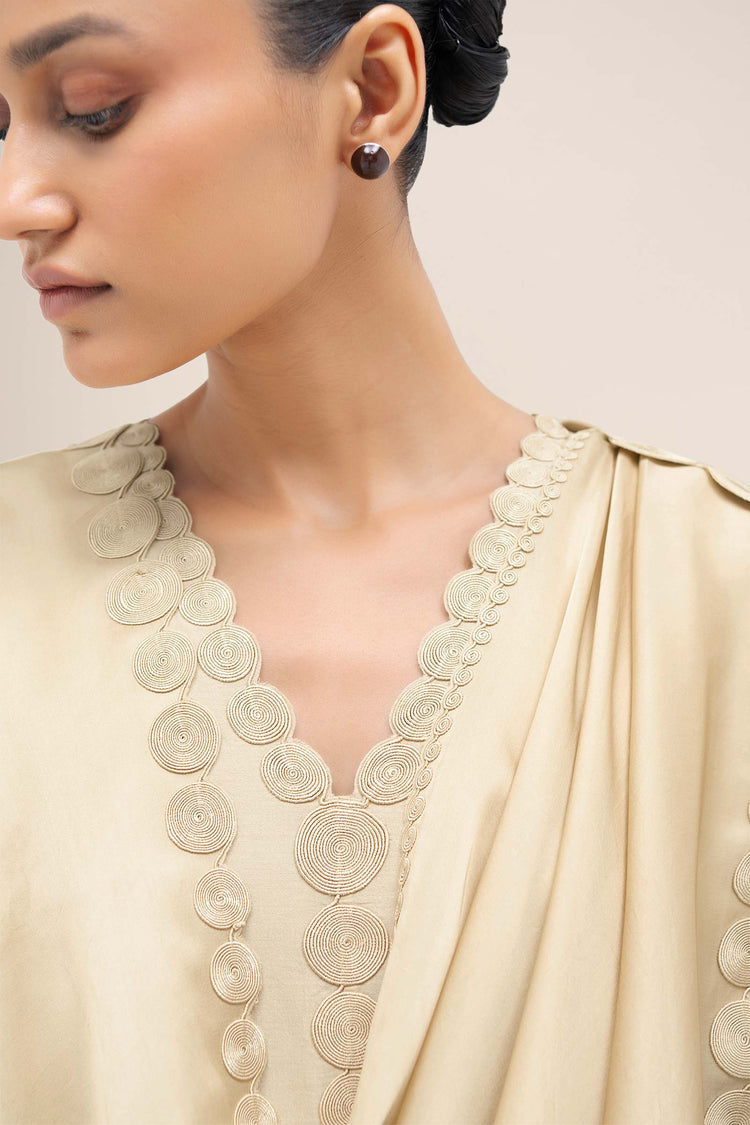 Naghma Kurta Set