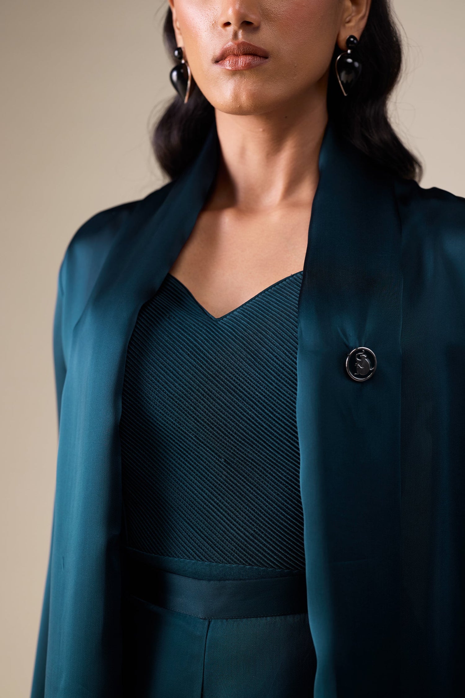  Organza  Elsa Throw Set – Black