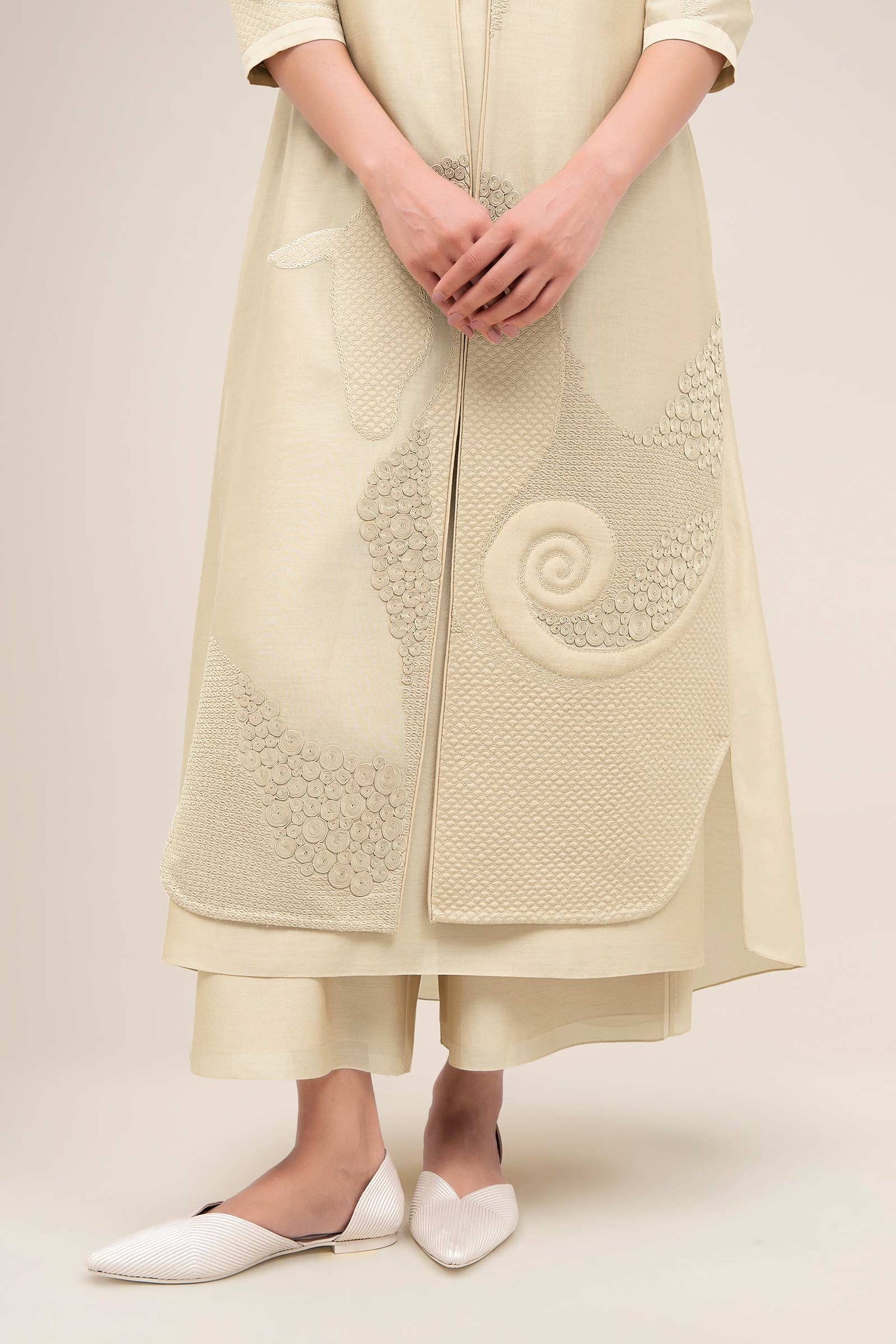  Chanderi Rida Jacket Set – Beige