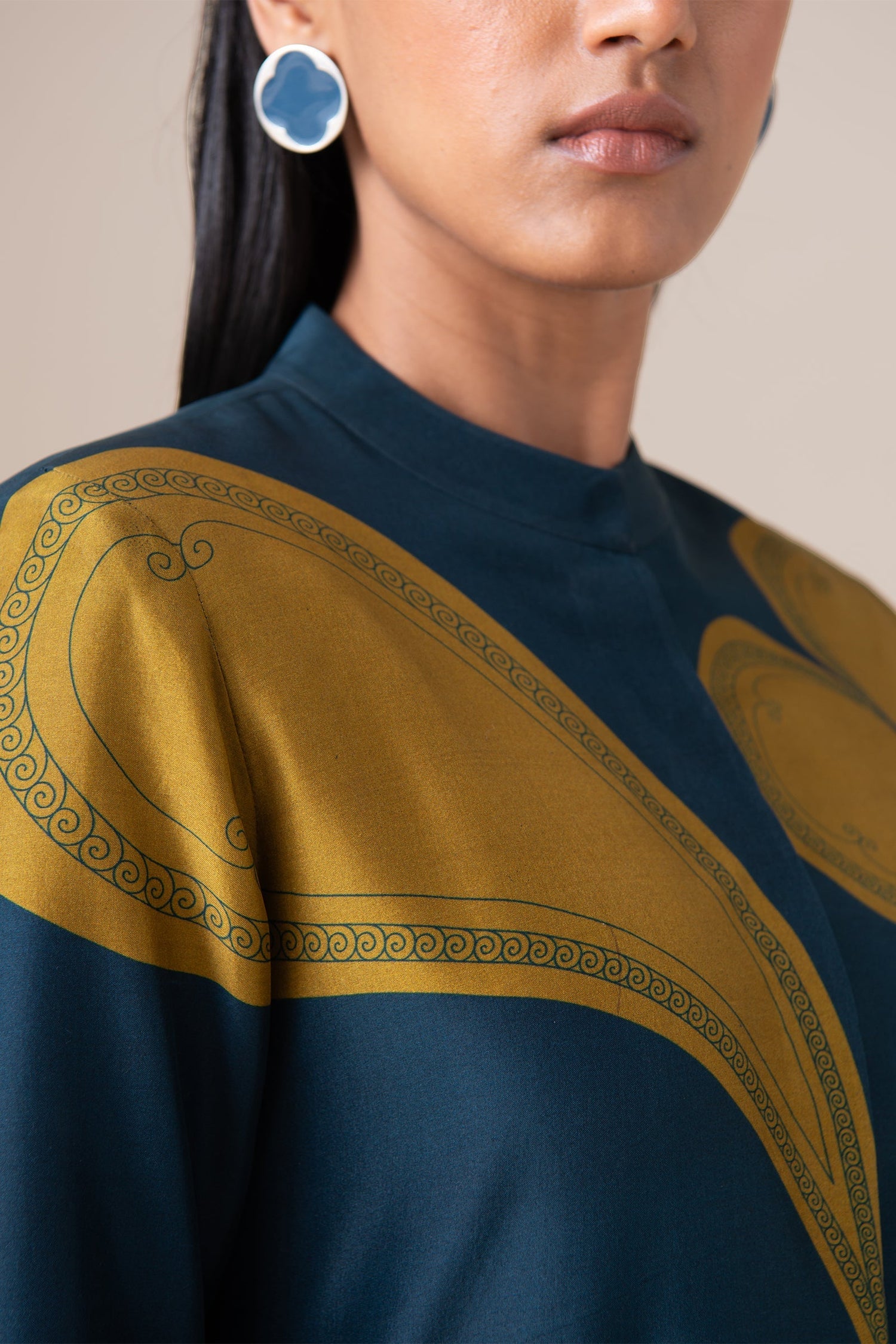  Habutai Saeeda Abaya Set – Blue