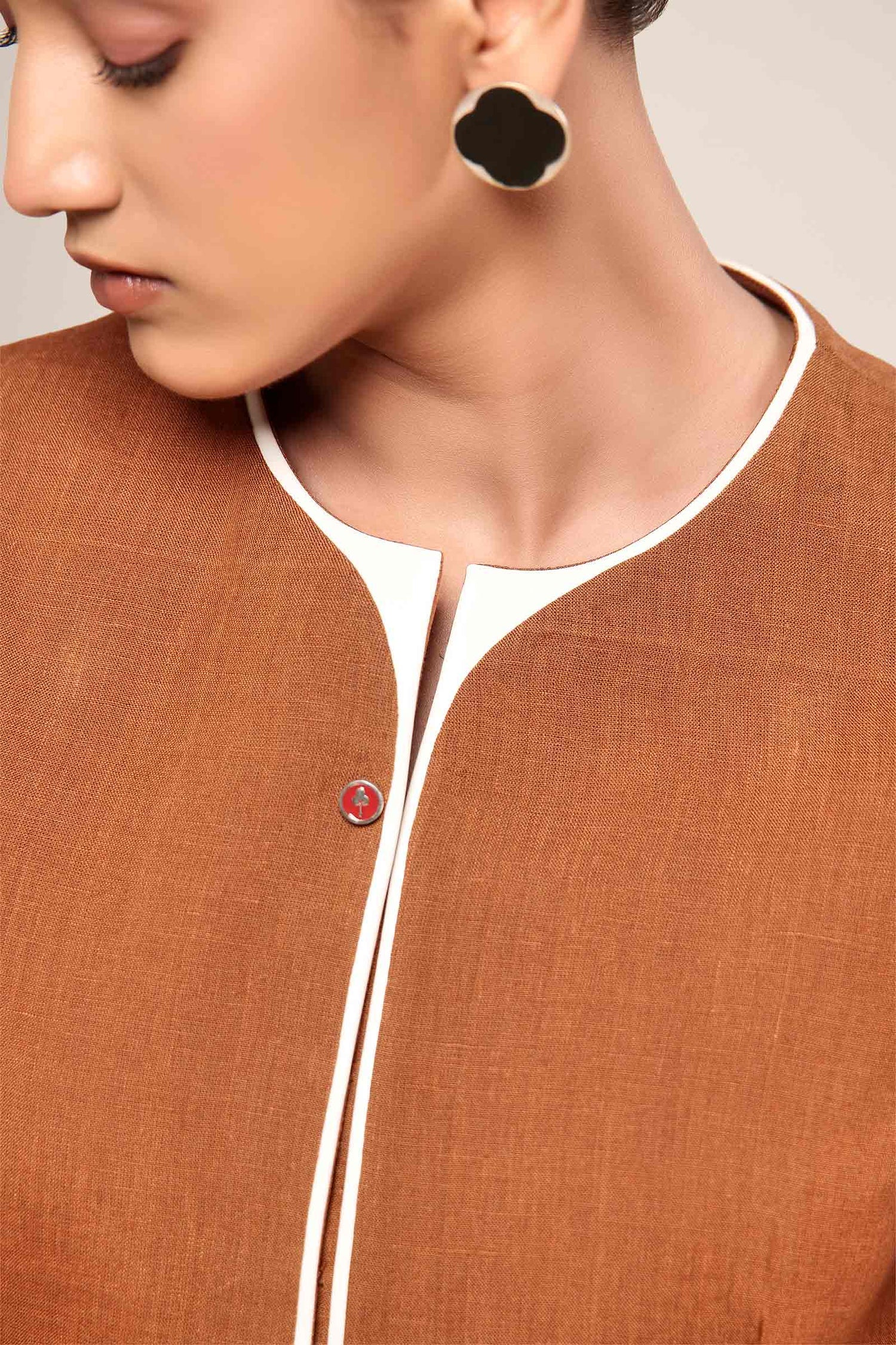 Linen Rumi Waistcoat – Beige