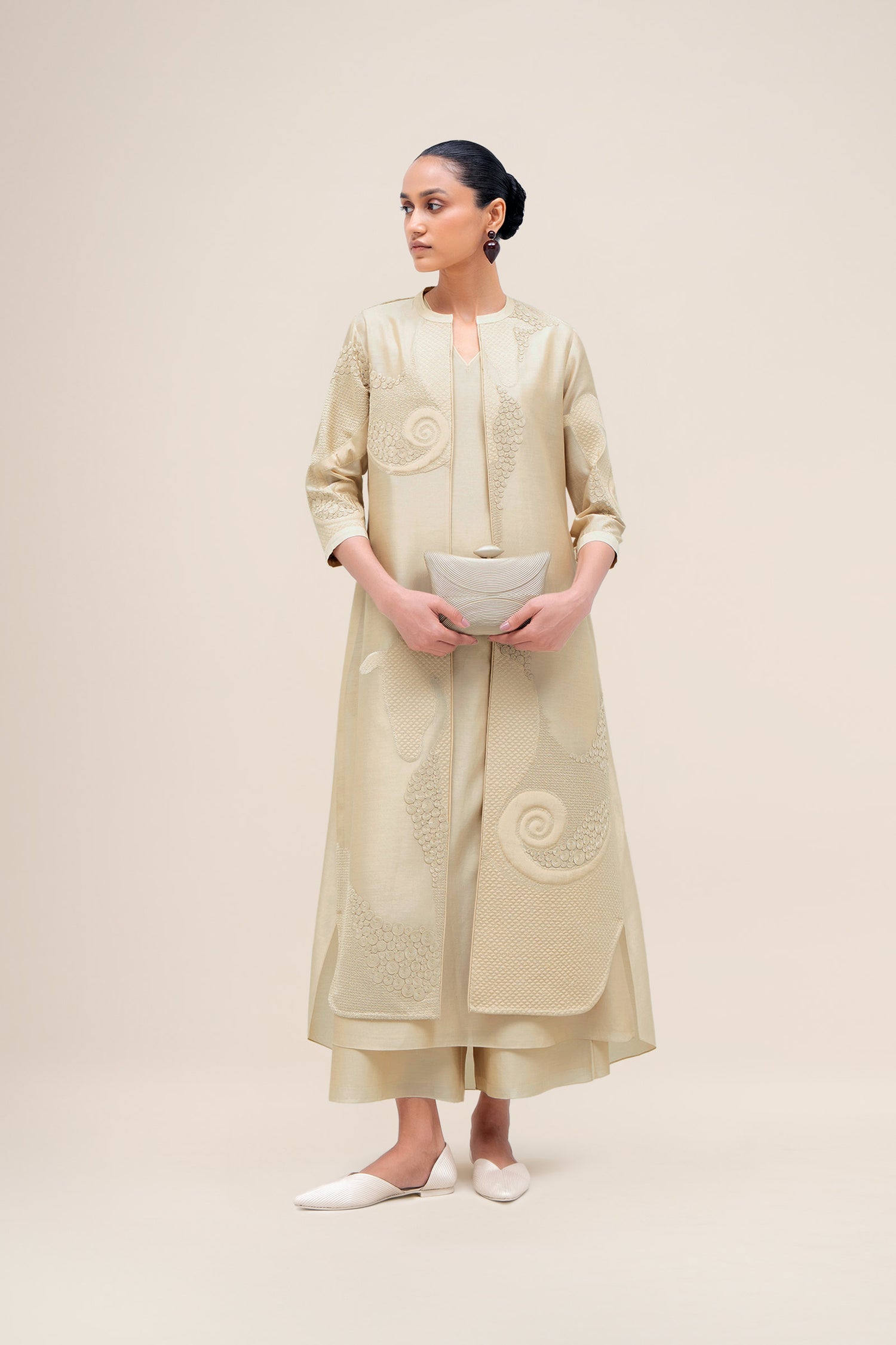  Chanderi Rida Jacket Set – Beige