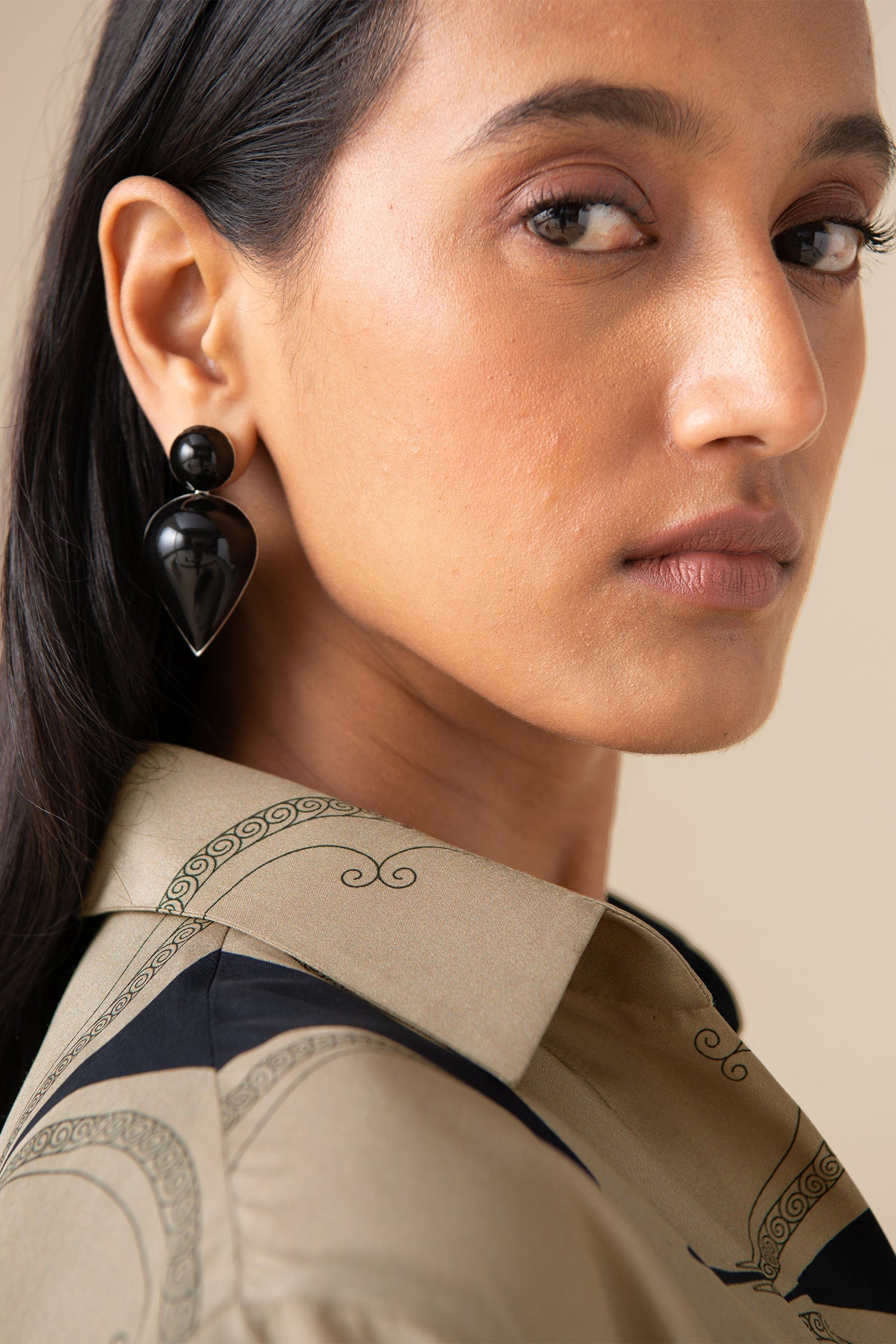  Habutai Arin Shirt – Black