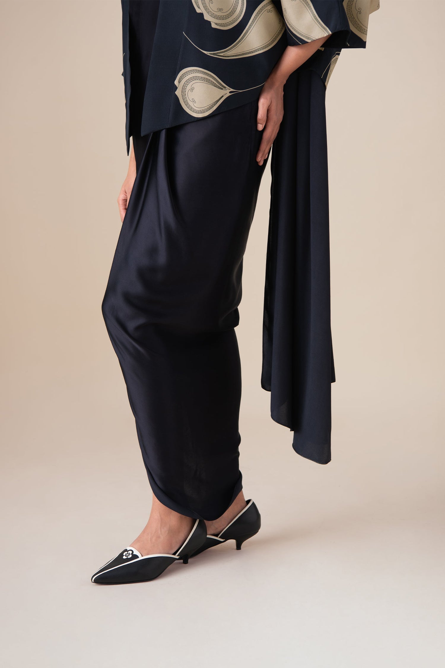  Habutai Sidra Jacket Set – Black