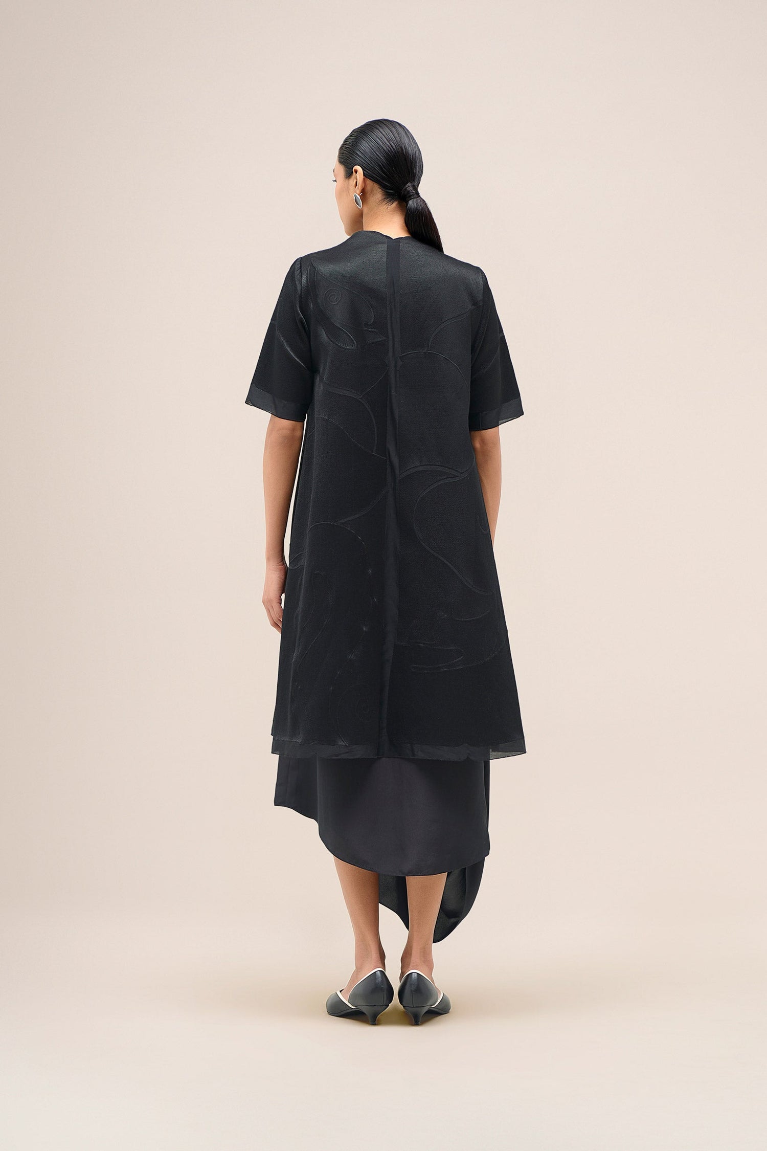  Chanderi Israh Jacket Set – Black