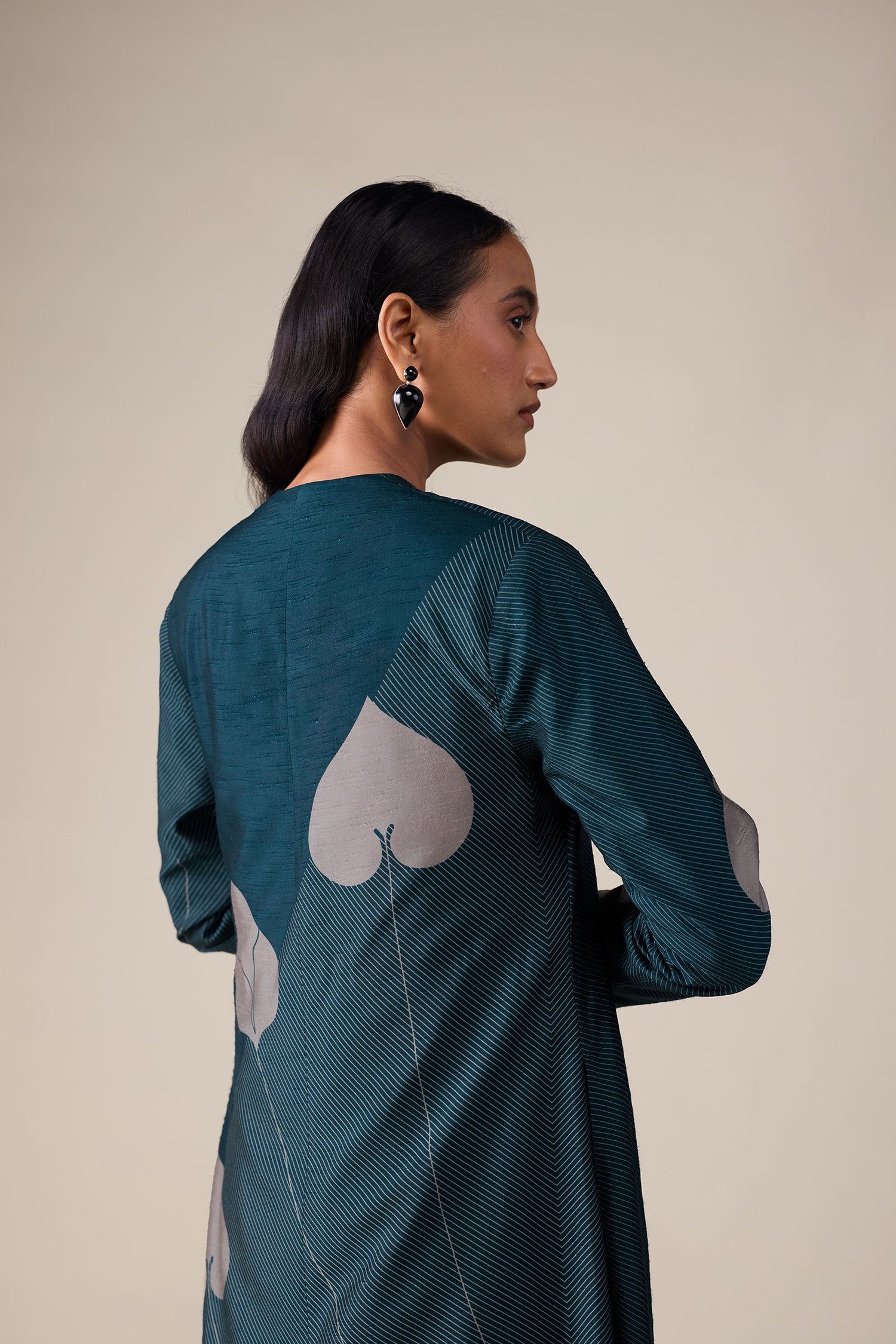  Silk Syna Abaya Set – Black