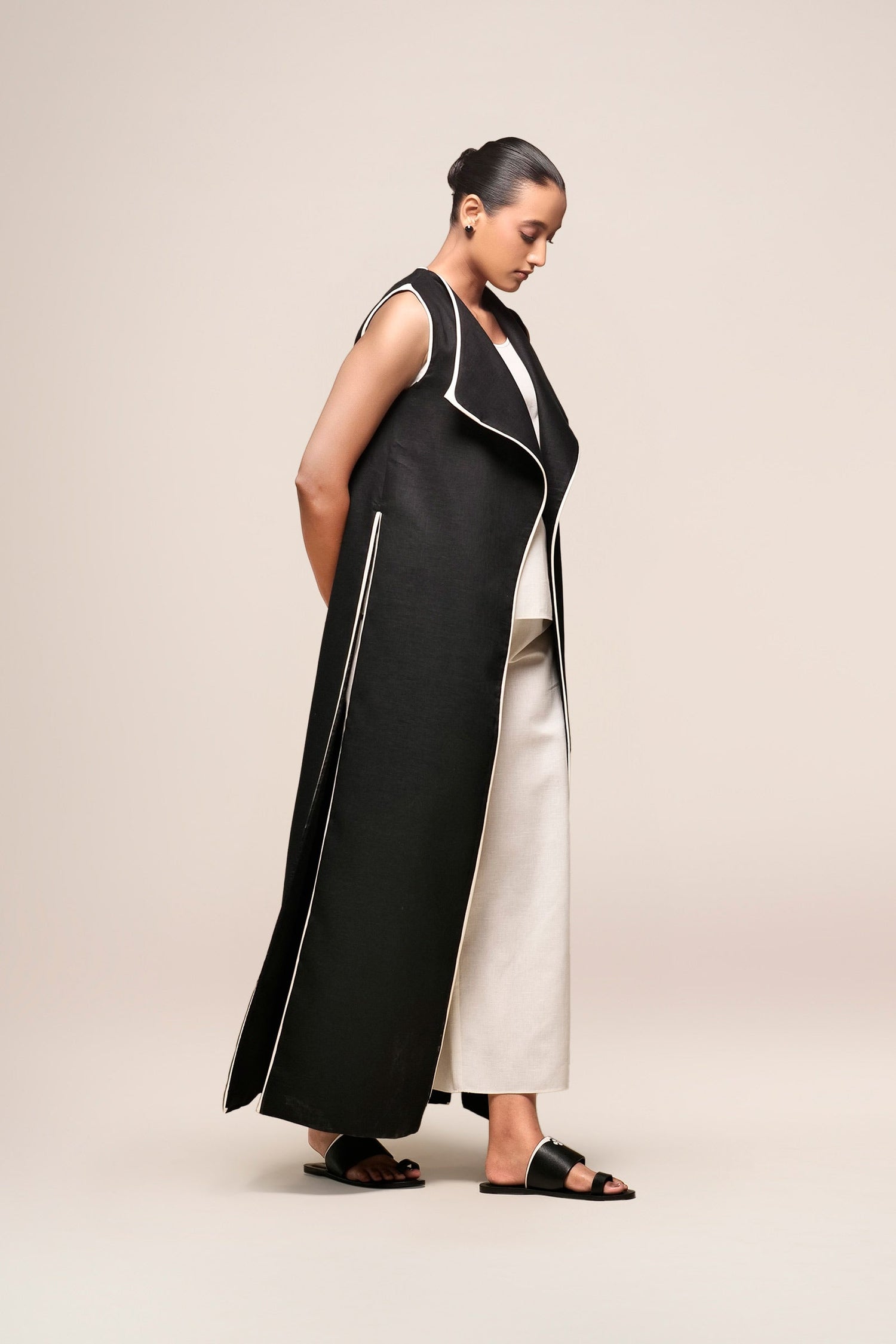  Linen Nuria Jacket – Black