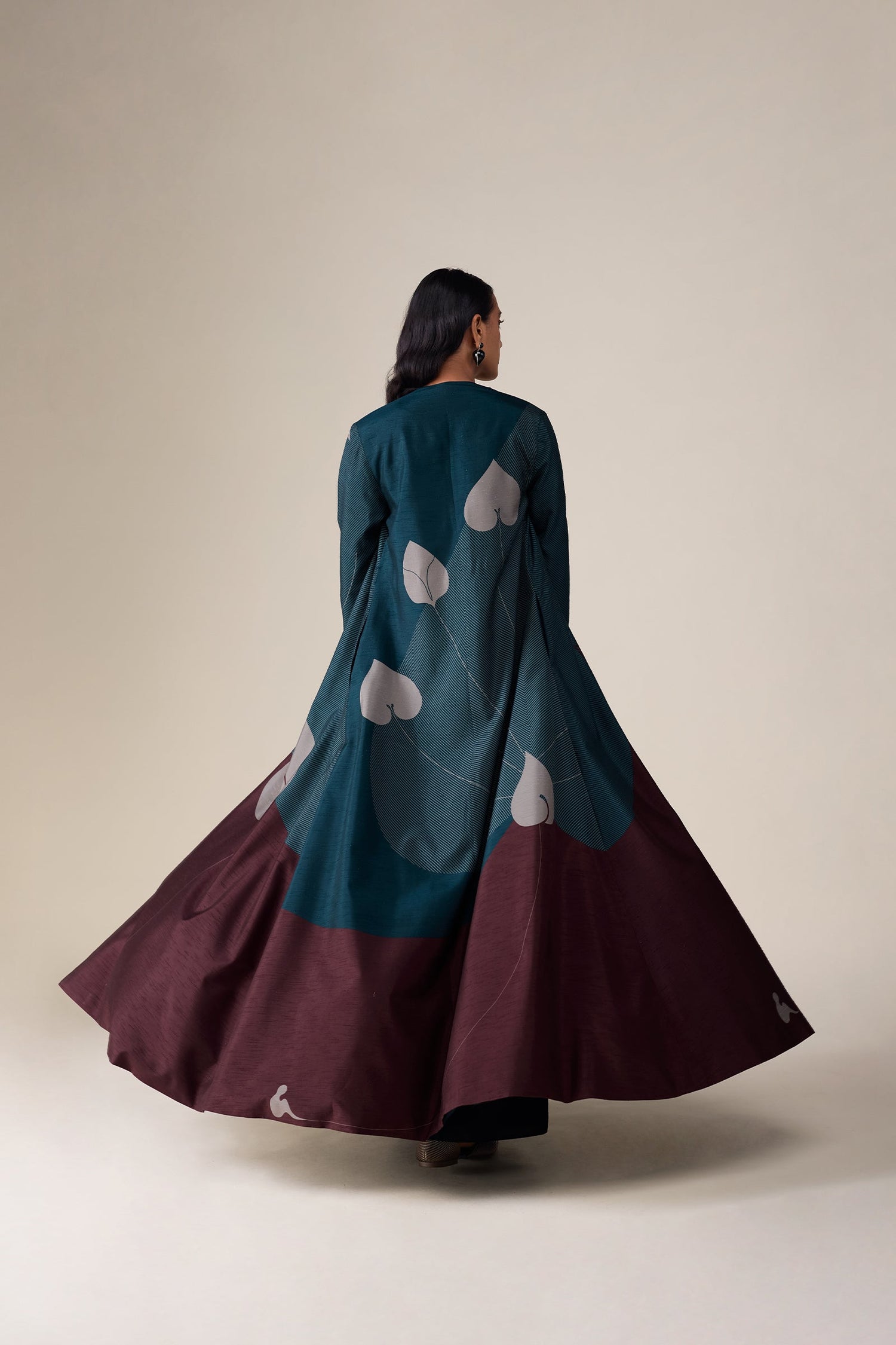  Silk Syna Abaya Set – Black