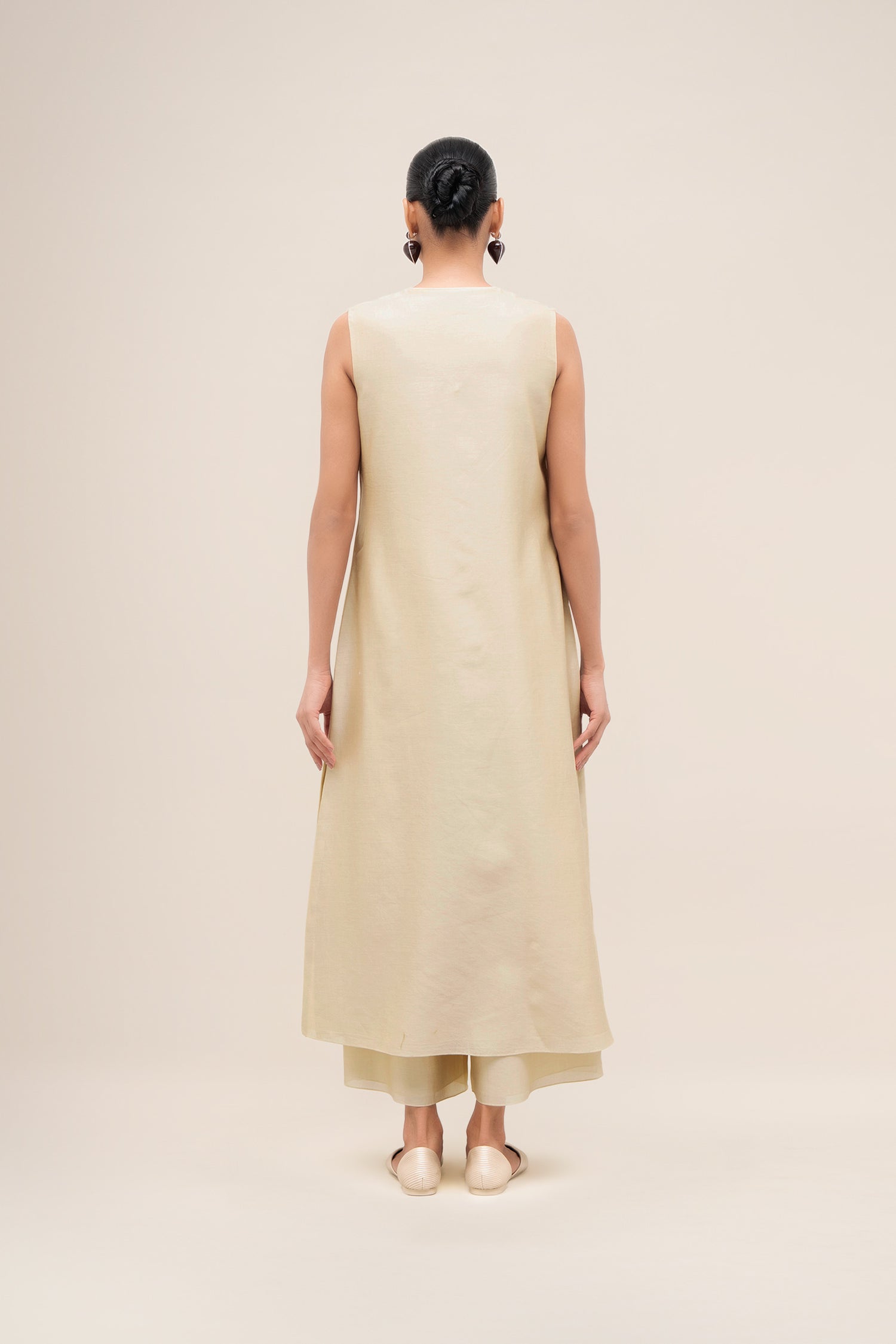  Chanderi Rida Jacket Set – Beige
