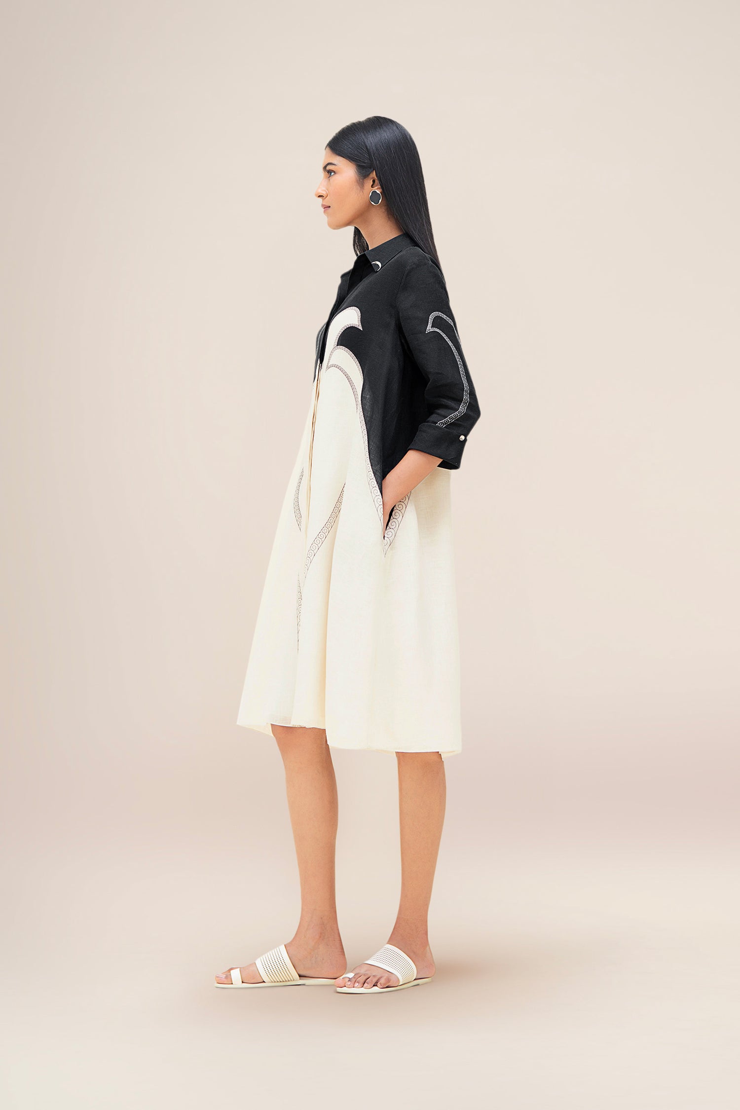  Linen Lark Dress – Black