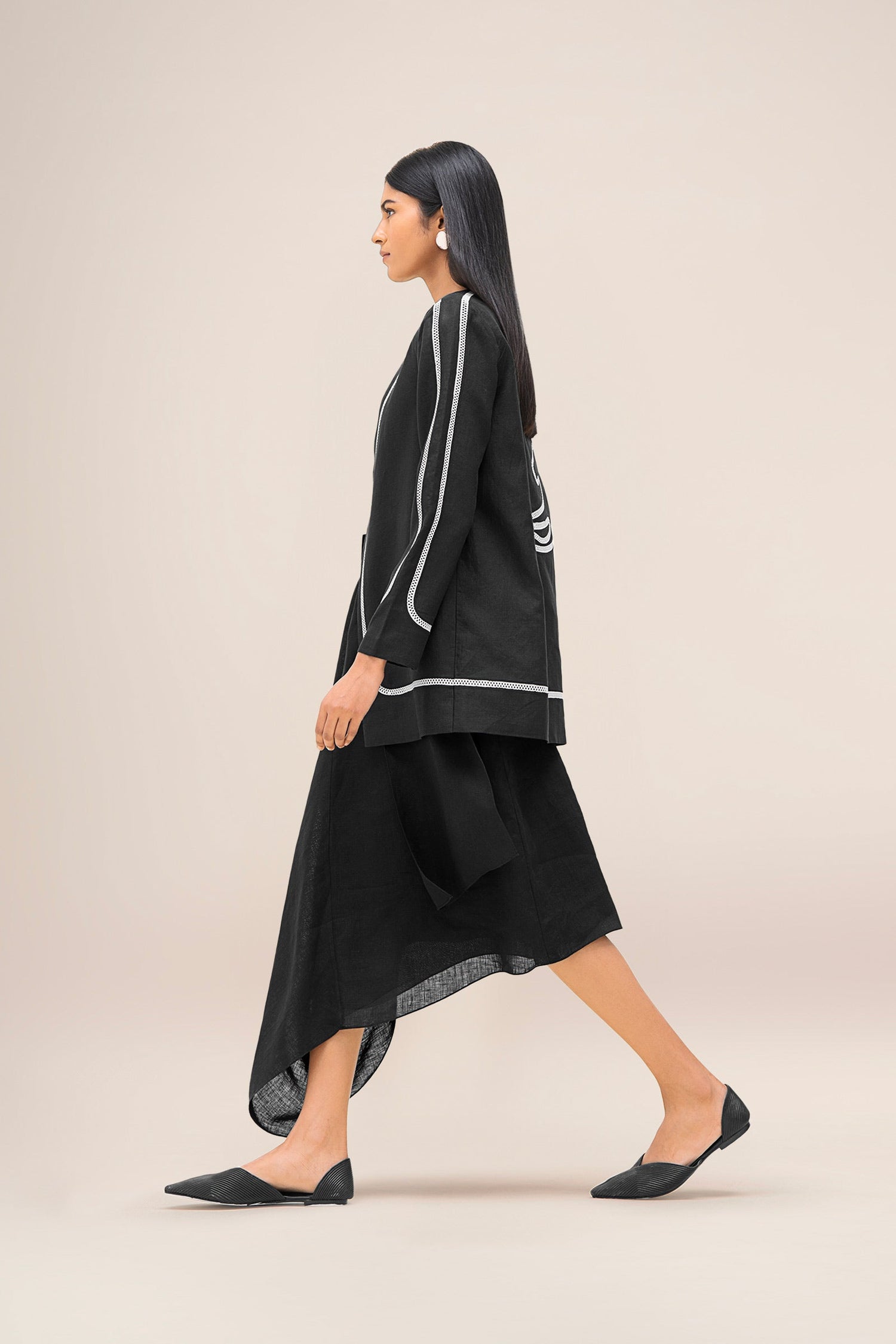  Linen Vivia Jacket – Black