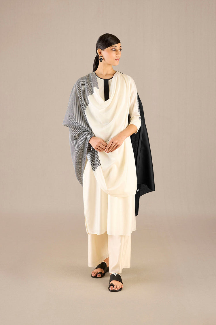 Bina Kurta Set